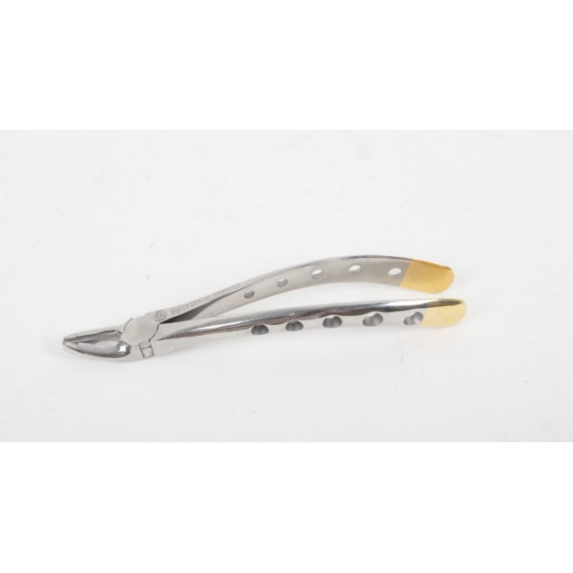 Wolf tooth forceps