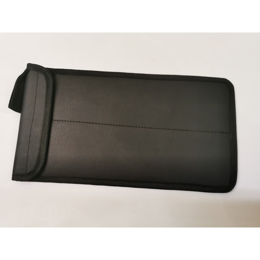 Pochette noire