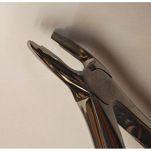 Davier contre coudé