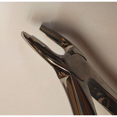 Davier contre coudé